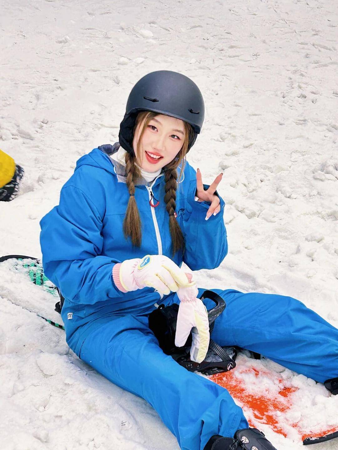 英姿飒爽！四川高校大四女生<strong></p>
<p>深圳华强股票</strong>，亮相九三阅兵方队