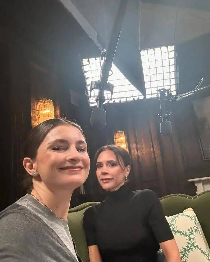 年近四十<strong></p>
<p>深圳华强股票</strong>，二孩妈妈，不骨感不时髦，却成了女魔头接班人