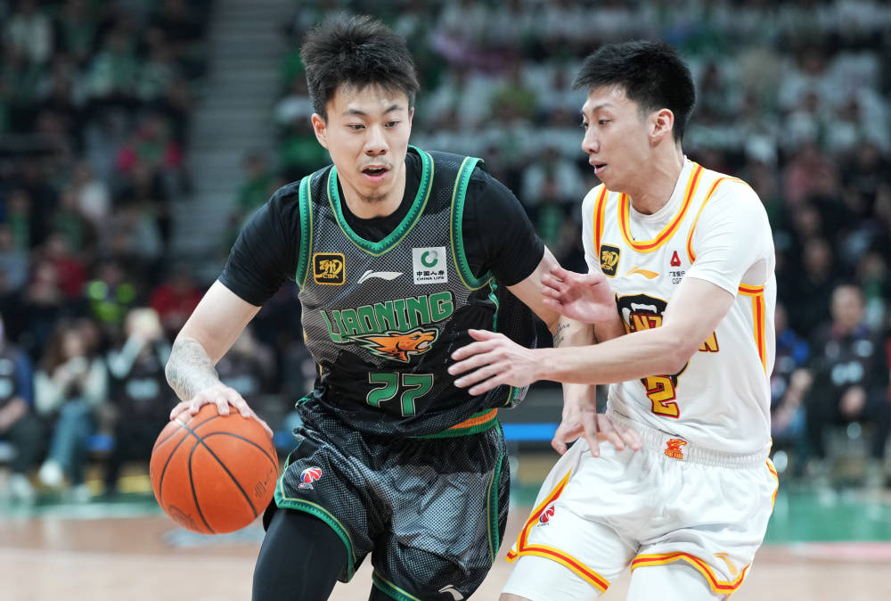 新华社：CBA多起重磅交易<strong></p>
<p>深圳华强股票</strong>，传递什么信号？