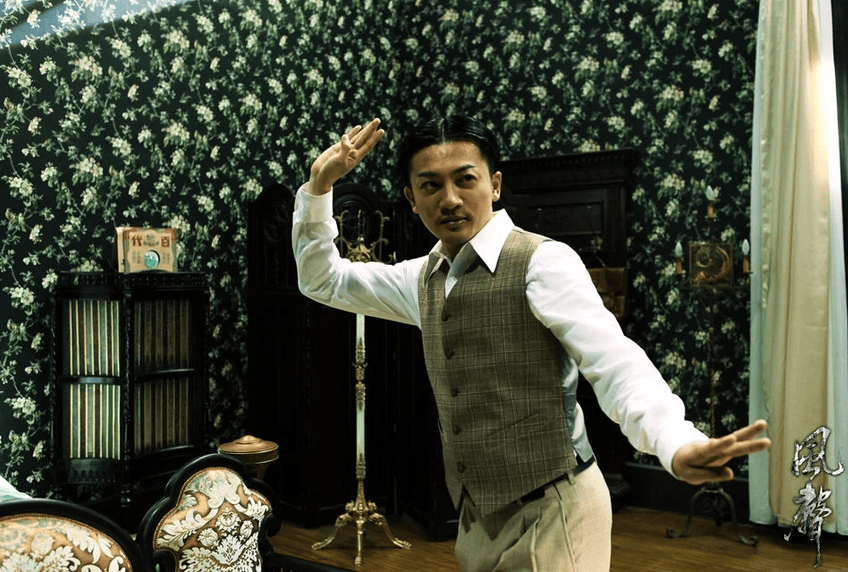 考古|苏有朋称“卖艺不卖身”被群嘲?曾是出道37年影视歌样样通的冻龄男神<strong></p>
<p>深圳华强股票</strong>,如今51岁却疑似翻车?