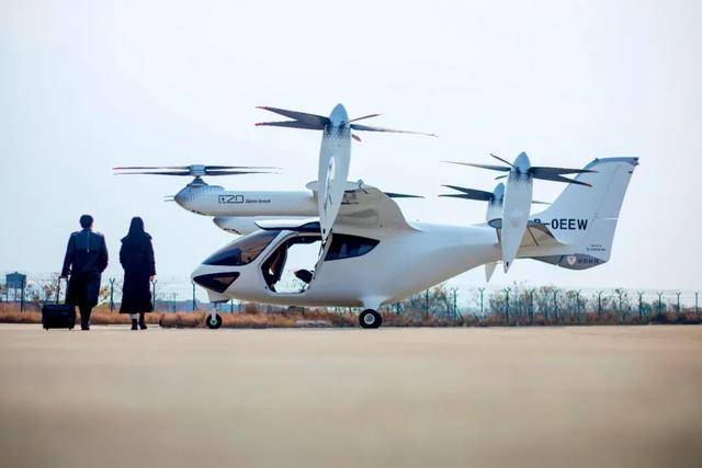 “飞行汽车”<strong></p>
<p>科士达股票</strong>，爆卖出海