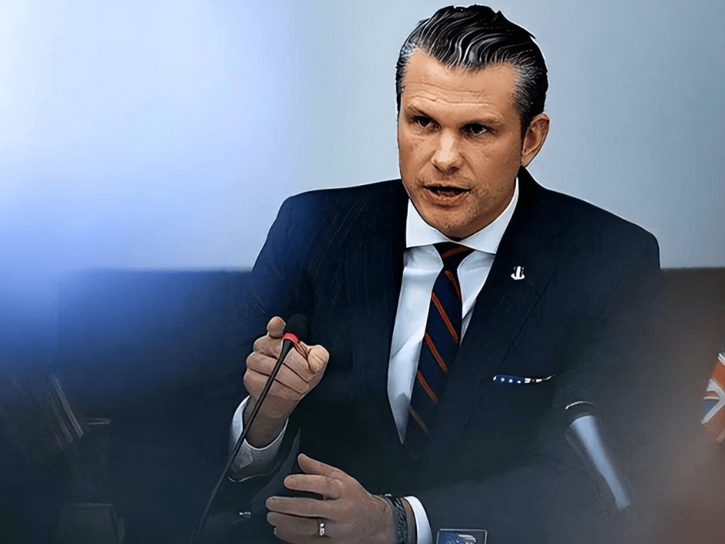 打通中方电话后<strong></p>
<p>华胜天成股票</strong>,美防长态度强硬,我方直接摊牌,当场划2条红线