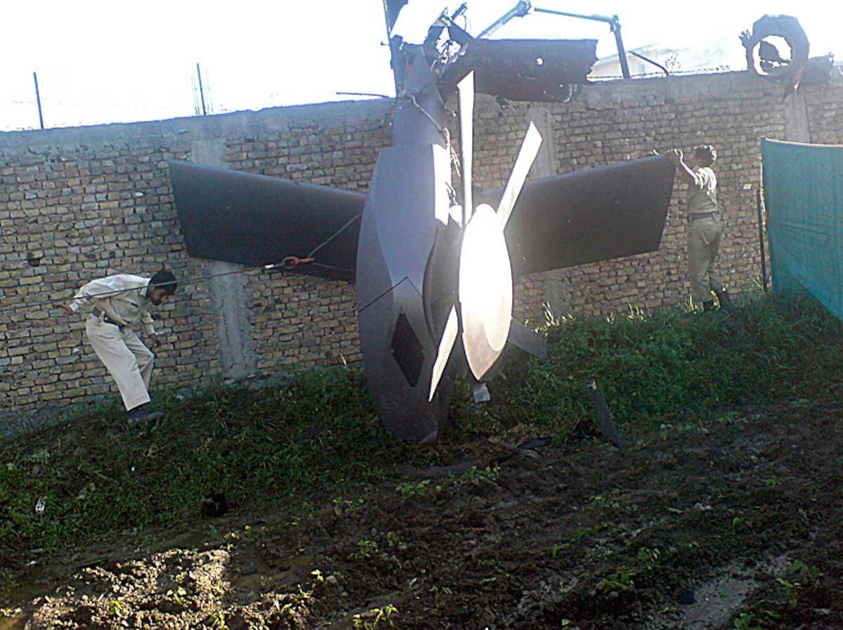 美海豹特种兵突袭胡塞<strong></p>
<p>华胜天成股票</strong>，7500万美元战机坠毁，开火杀死30名也门人