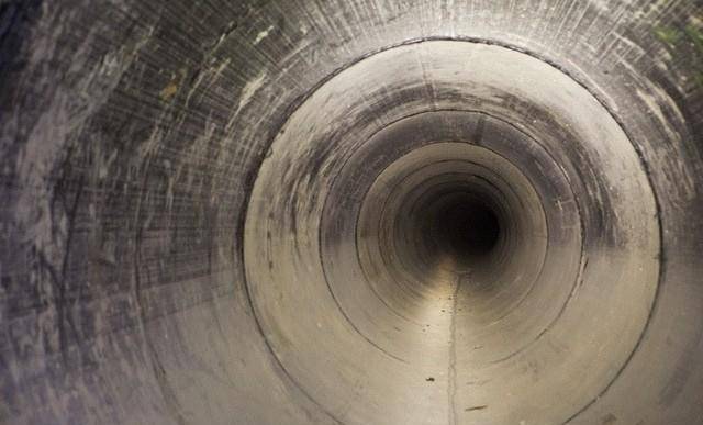 “管道 - 3” 行动：俄军敢死队爬4天管道<strong></p>
<p>良品铺子股票</strong>，攻入库皮扬斯克，打懵守城乌军