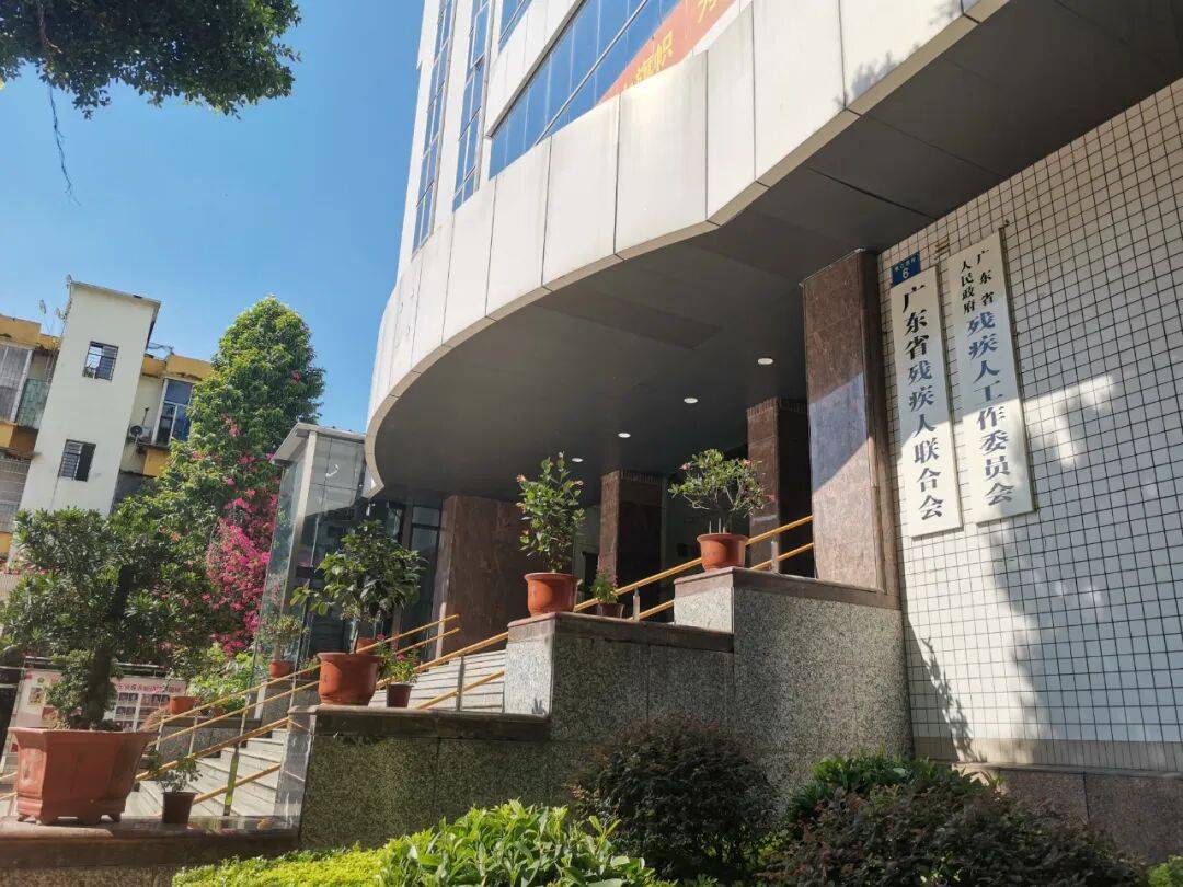 自闭症学生报到当天遭劝退后续：已通过评估<strong></p>
<p>良品铺子股票</strong>，顺利入学