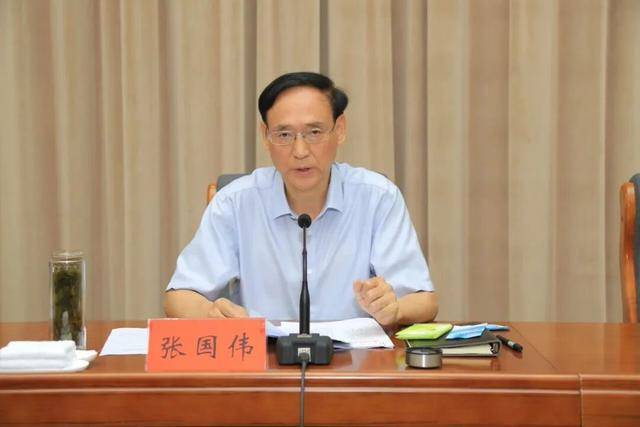 河南官宣:涉嫌严重违纪违法<strong></p>
<p>良品铺子股票</strong>,张国伟主动投案