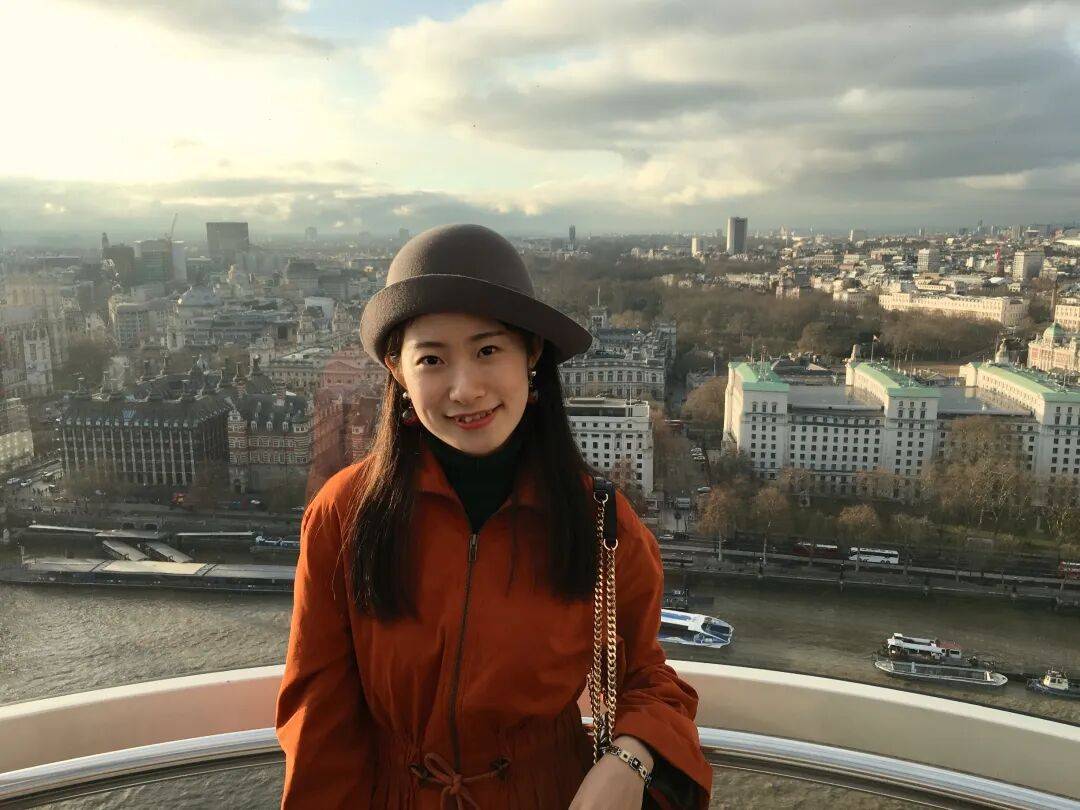 “乔布斯你复活吧！”iPhone17“丑”上热搜<strong></p>
<p>良品铺子股票</strong>，果粉最怀念的还是他？