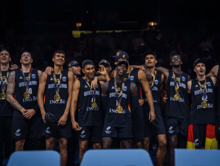 德国黄金一代是如何炼成的<strong></p>
<p>良品铺子股票</strong>？十年磨一剑打脸归化风潮