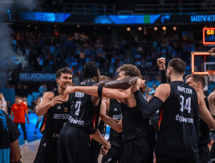 德国黄金一代是如何炼成的<strong></p>
<p>良品铺子股票</strong>？十年磨一剑打脸归化风潮