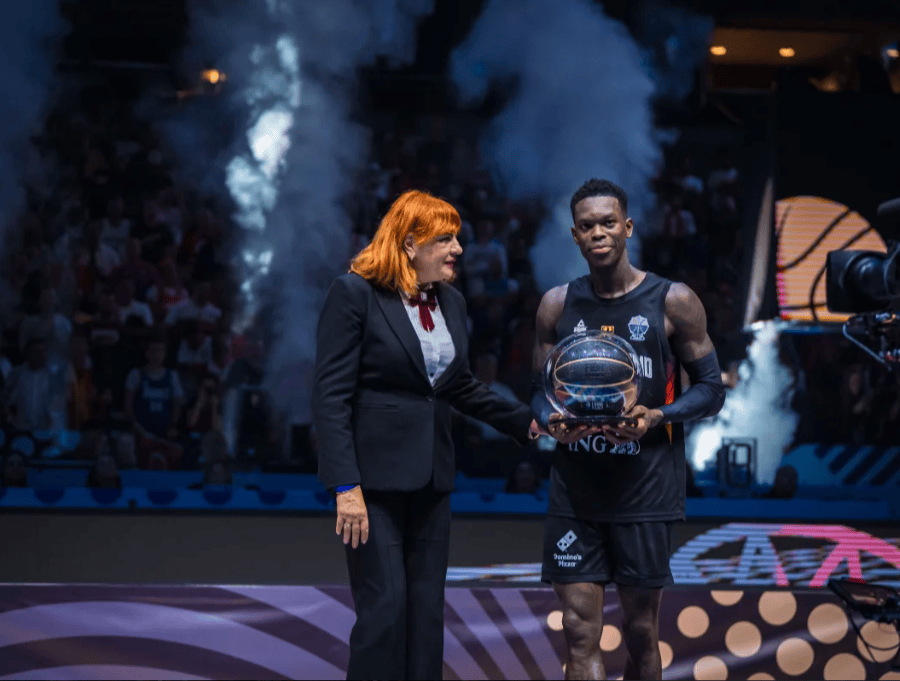 德国黄金一代是如何炼成的<strong></p>
<p>良品铺子股票</strong>？十年磨一剑打脸归化风潮