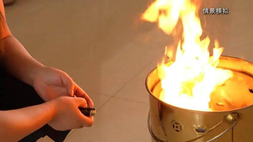 男子自称“玉皇大帝”<strong></p>
<p>良品铺子股票</strong>，奸淫妇女10人，敛财超500万元