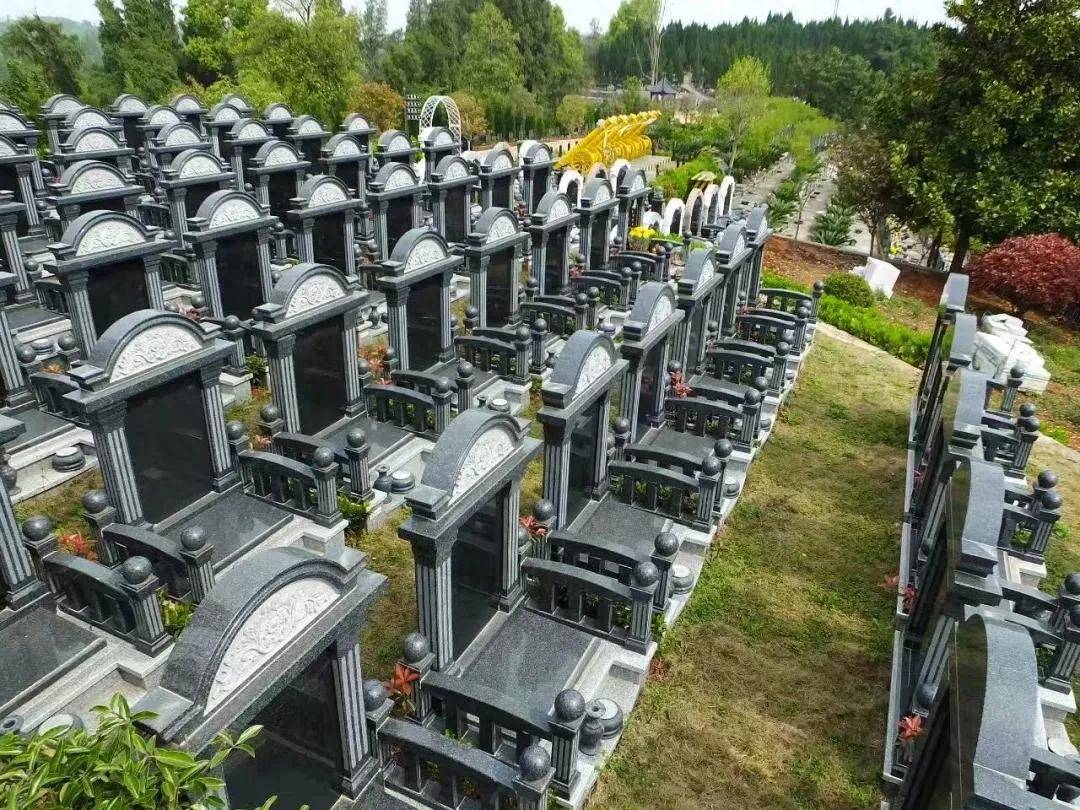 “天价墓地”，变天了