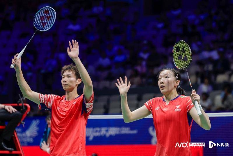 中国羽毛球大师赛于深圳开拍<strong></p>
<p>蓝色光标股票</strong>,国羽首日7战4胜