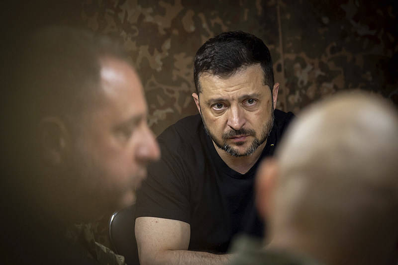 普京这次不再害怕北约动武<strong></p>
<p>蓝色光标股票</strong>，俄方传来最新消息：英军已有超1000人阵亡