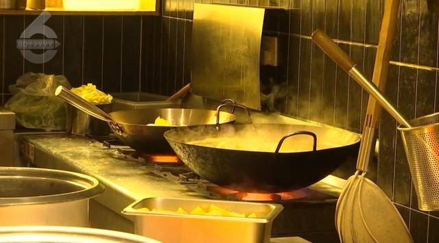 西贝发布致歉信后<strong></p>
<p>蓝色光标股票</strong>，昆明门店的情况是……