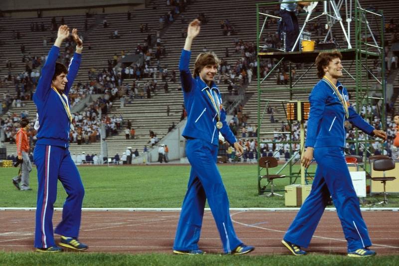 田径世锦赛｜40年世界纪录只差0.18秒就被破<strong></p>
<p>西安饮食股票</strong>，“胡子纪录”还有哪些？