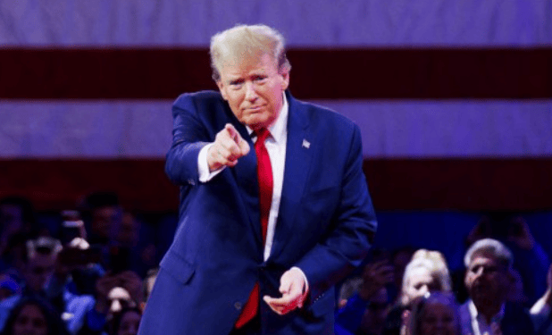 不要了!中方拒买英伟达芯片<strong></p>
<p>西安饮食股票</strong>,美政府突然翻脸了,逼37国对华征税100%?性质十分恶劣