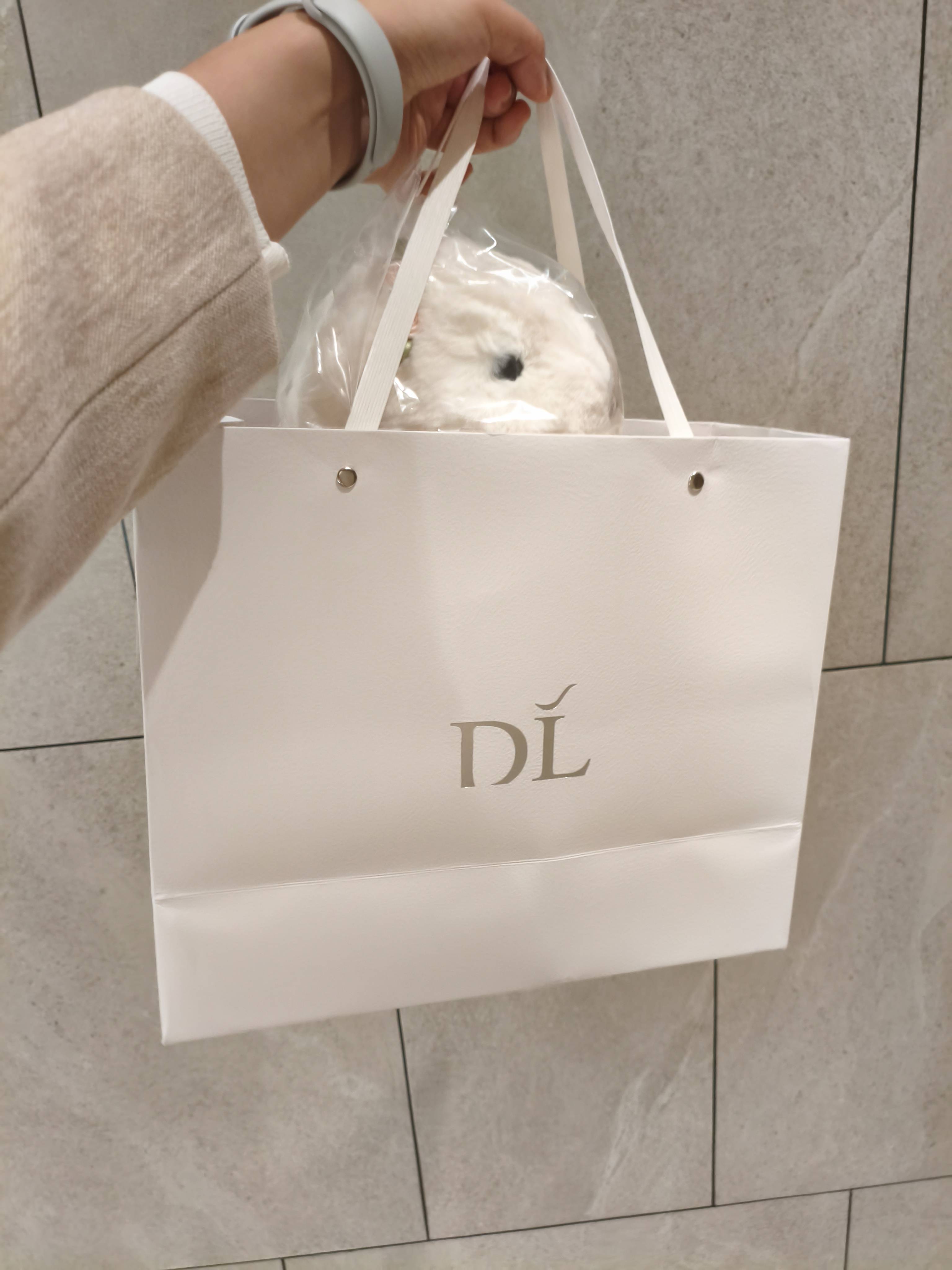 高校老师跨省应聘胖东来收银员<strong></p>
<p>西安饮食股票</strong>，现场考算账