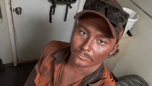 23岁澳大利亚1米78男子淹死在印尼1米5深泳池<strong></p>
<p>碧桂园股票</strong>，遗体送回国心脏丢失，出现多处割伤和瘀痕