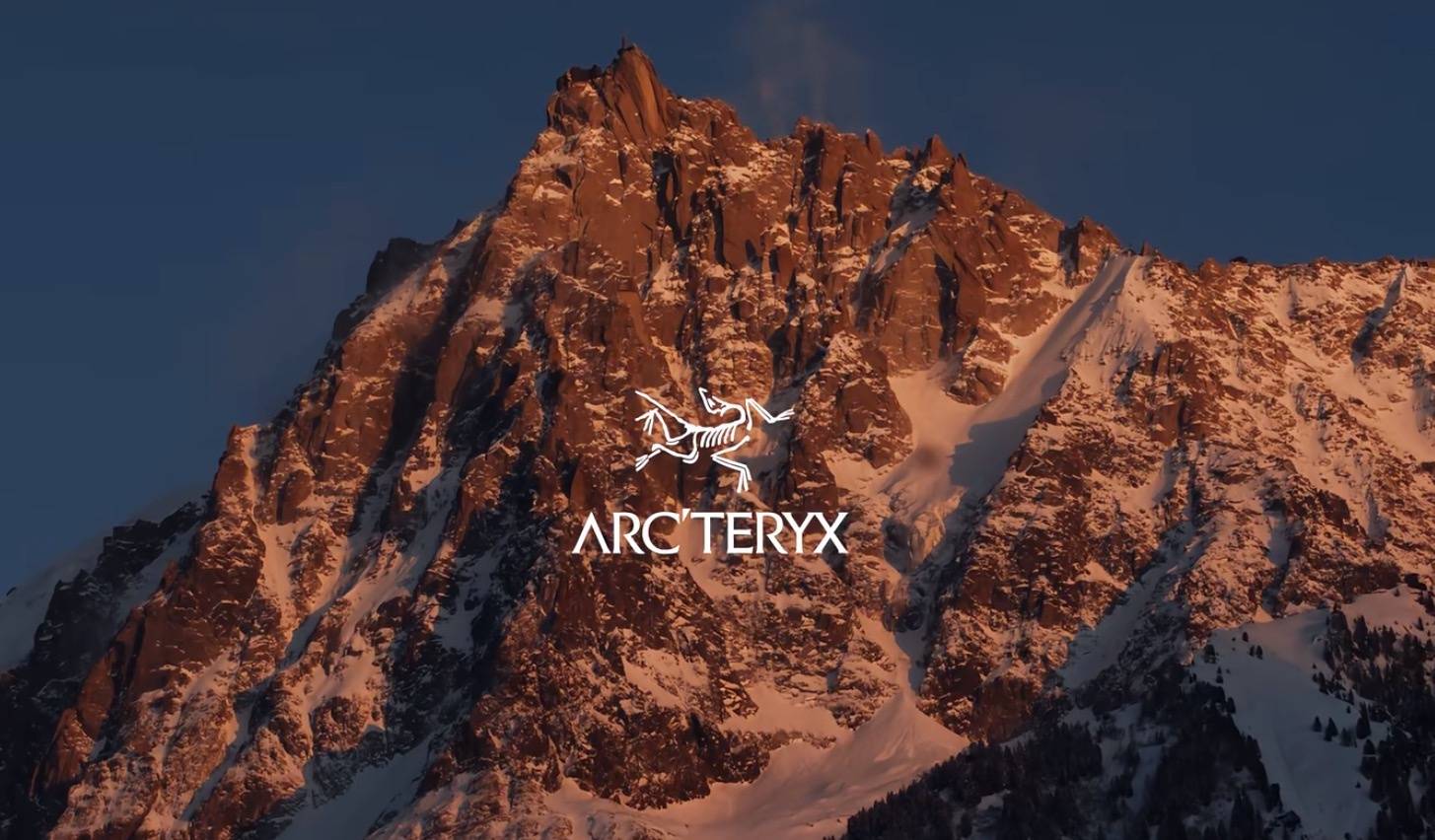 始祖鸟“高原烟花”争议背后:增长承压<strong></p>
<p>股票入门基础知识</strong>,母公司营销费用连续四年上涨 业内人士:暴露其价值观契合度审查的失效