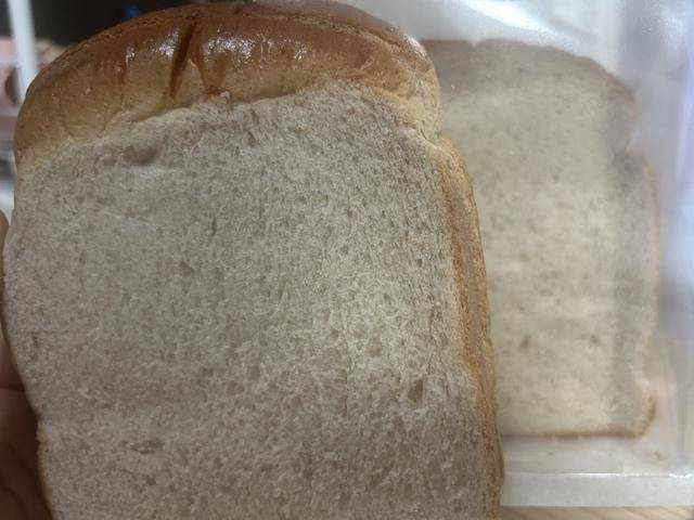 紫色向日葵、多彩胡萝卜、双色火龙果亮相青岛<strong></p>
<p>中信海直股票</strong>，种子盛会变身“未来食物实验室”