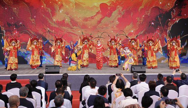 第九届中国戏曲文化周开幕<strong></p>
<p>北京银行股票</strong>,北京园博园化身戏曲百花园