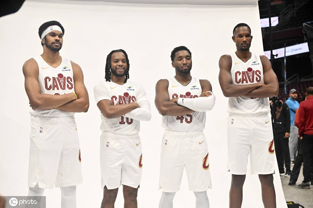 30天30队骑士：拆队之前最后一搏 米切尔能破魔咒吗<strong></p>
<p>云内动力股票</strong>？