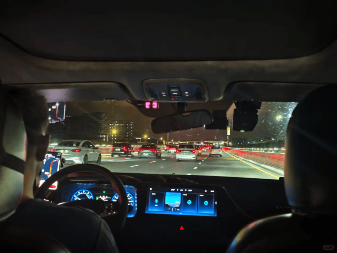 “不亚于春节回家”!凌晨5点<strong></p>
<p>云内动力股票</strong>,深圳有人已经堵在路上……