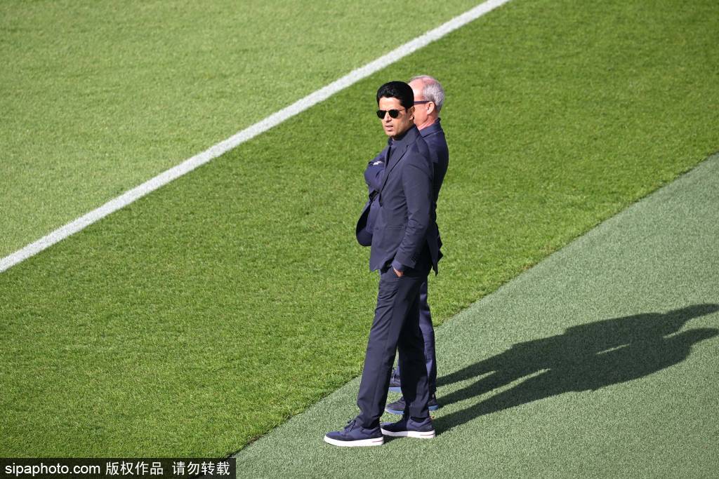 欧足联主席切费林首次造访蒙锥克：巴萨与欧足联关系迎来新篇章