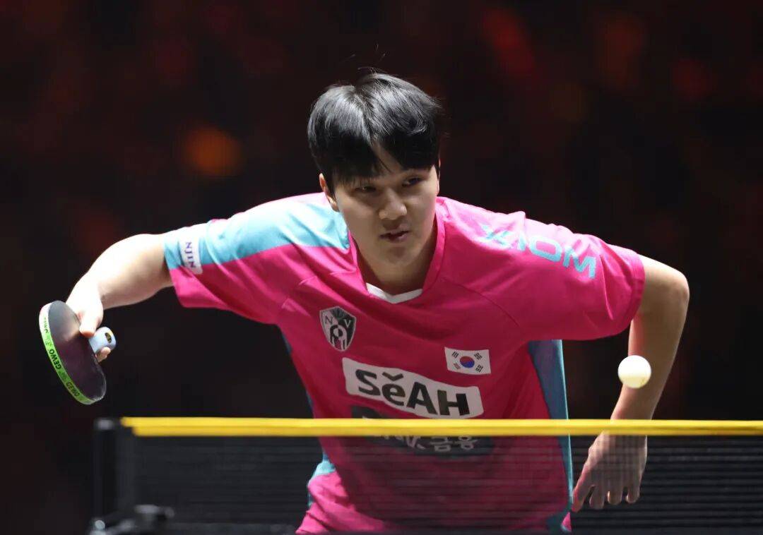 王艺迪完胜桥本<strong></p>
<p>万科a股票</strong>,向鹏挺进8强 | WTT中国大满贯单打