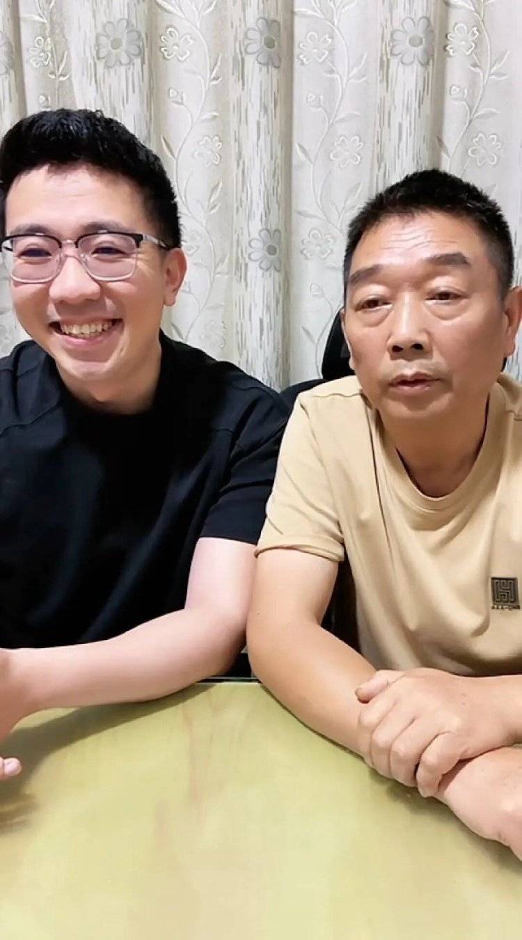 章莹颖男友国庆探望章父并协助直播<strong></p>
<p>万科a股票</strong>，网友劝其早点结婚，本人回应