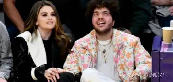 无意还是戏精?她办婚礼<strong></p>
<p>万科a股票</strong>,分手多年的他隔空说“我愿意”?