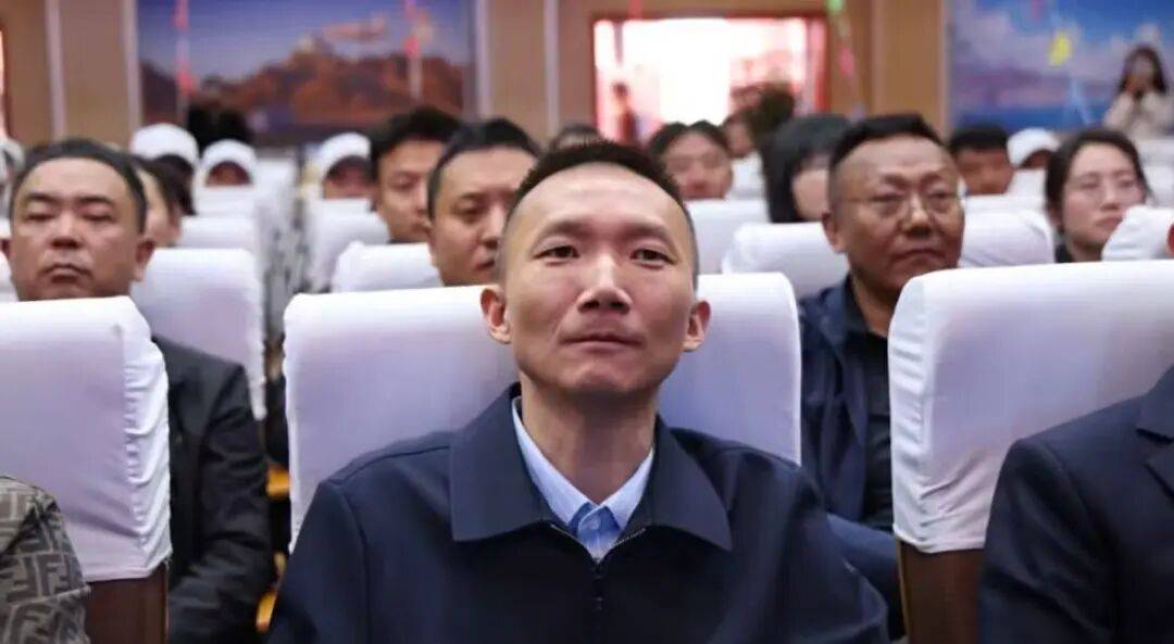 曾跨省调整<strong></p>
<p>中油资本股票</strong>，“85后”袁林鹏提名为县长人选