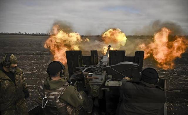 血战1300天<strong></p>
<p>王府井股票</strong>，俄乌战争只是美对华战略跳板！中国敢战方能止战？