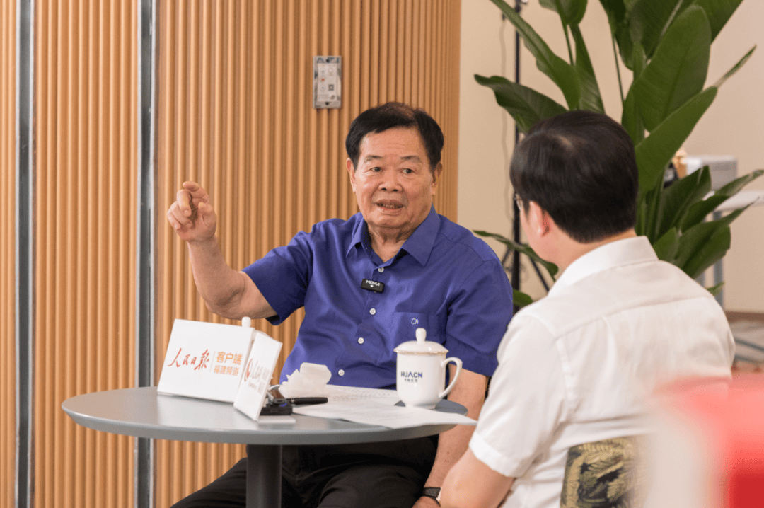 被指“做慈善很慷慨<strong></p>
<p>福耀玻璃股票</strong>，但对员工比较苛刻”，曹德旺回应