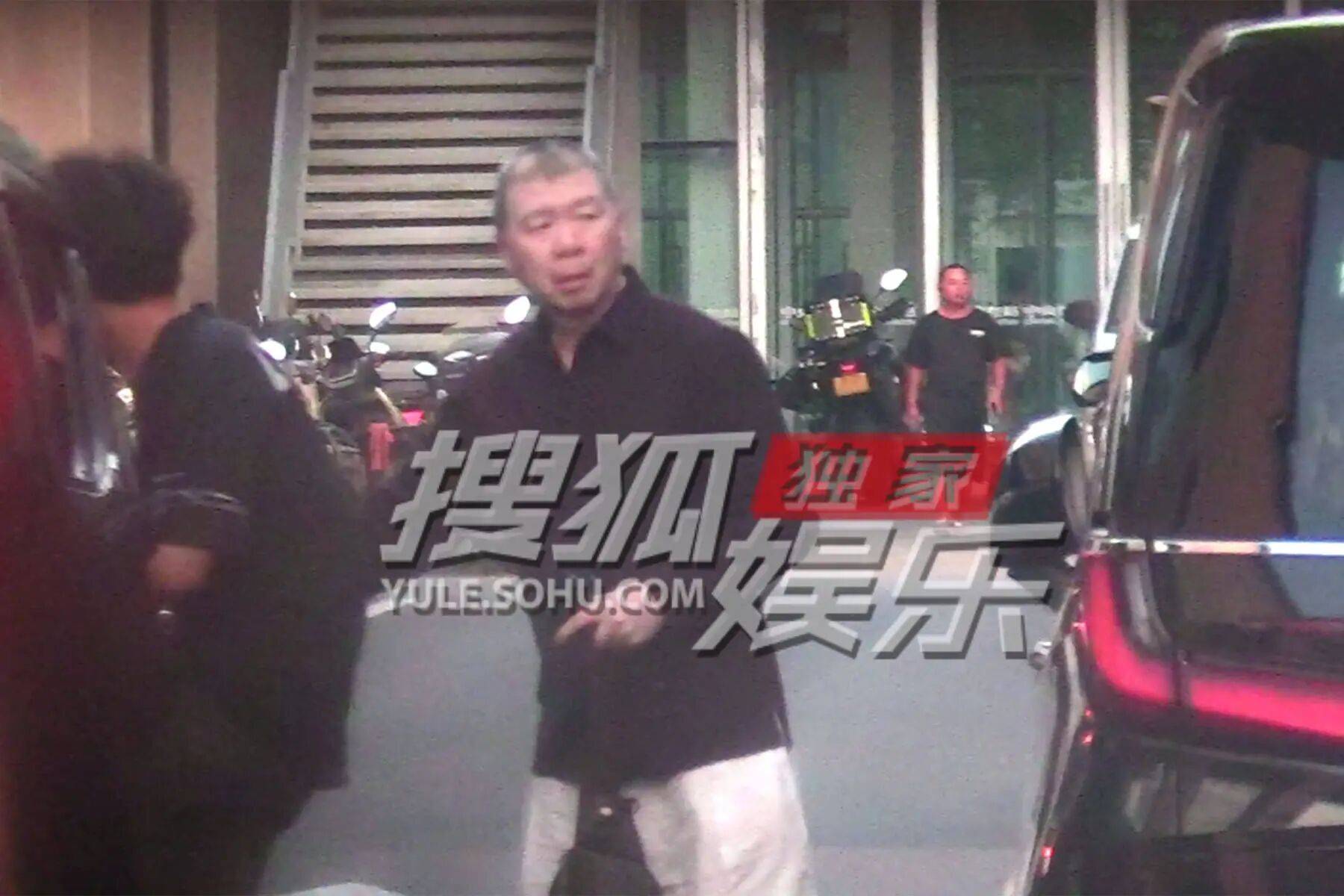 考古|冯小刚带女儿去陈思诚工作室！开个人账号还读影视专业<strong></p>
<p>福耀玻璃股票</strong>，她也要“女承父业”吗？