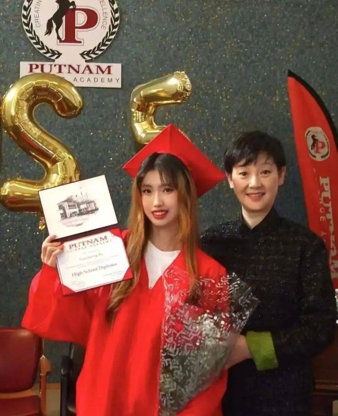 考古|冯小刚带女儿去陈思诚工作室！开个人账号还读影视专业<strong></p>
<p>福耀玻璃股票</strong>，她也要“女承父业”吗？