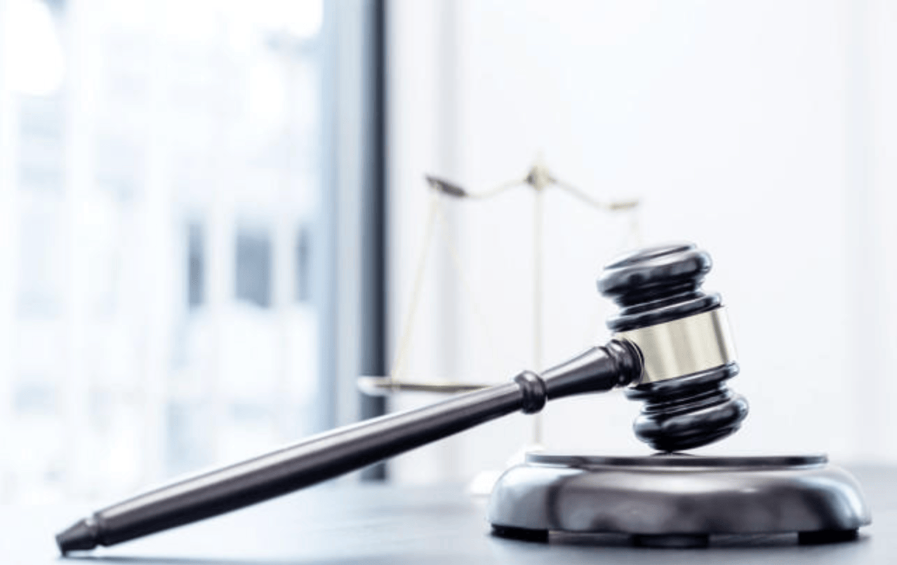 14岁女生与家人争吵后从18楼跳下身亡<strong></p>
<p>宁波银行股票</strong>,父母起诉物业、消防等索赔60万元被驳回