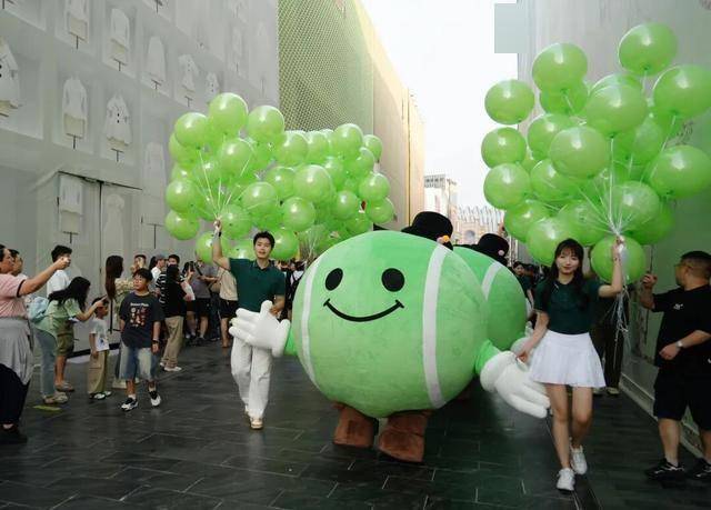 武汉这次有多火?一口气拿下3个全国前十<strong></p>
<p>宁波银行股票</strong>!