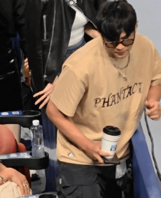 考古|昆凌现身暴瘦变化大!7年剖腹产下3娃<strong></p>
<p>宁波银行股票</strong>,从“打工妹”到“天王嫂”,她的辛苦谁懂