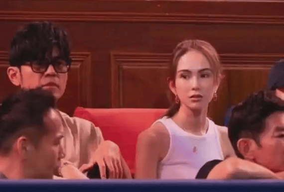 考古|昆凌现身暴瘦变化大!7年剖腹产下3娃<strong></p>
<p>宁波银行股票</strong>,从“打工妹”到“天王嫂”,她的辛苦谁懂