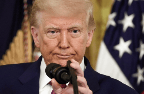 中国一步不退<strong></p>
<p>facebook股票</strong>,特朗普称难以置信,亲口下令对华加税100%,还威胁限制飞机零件对华出口