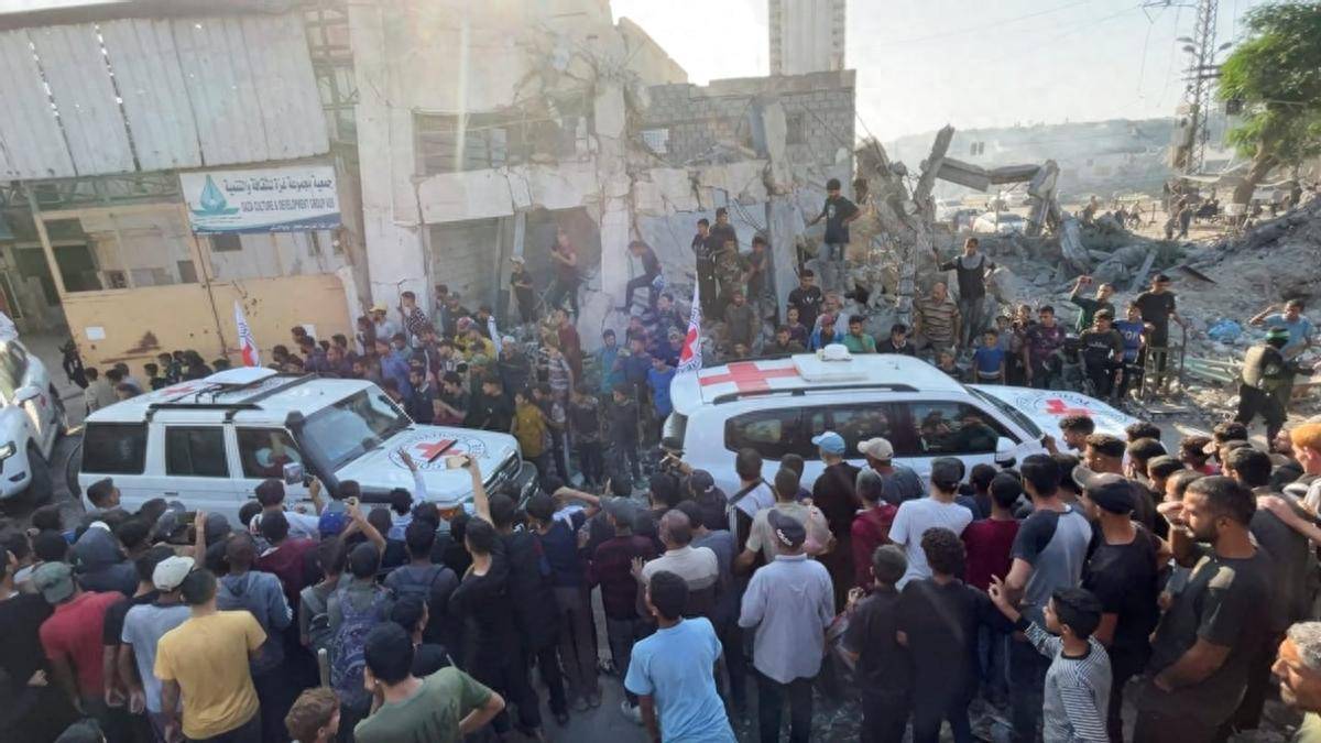 人质全部释放！哈马斯输光底牌<strong></p>
<p>facebook股票</strong>，空手上谈判桌，加沙棋局谁才是赢家？