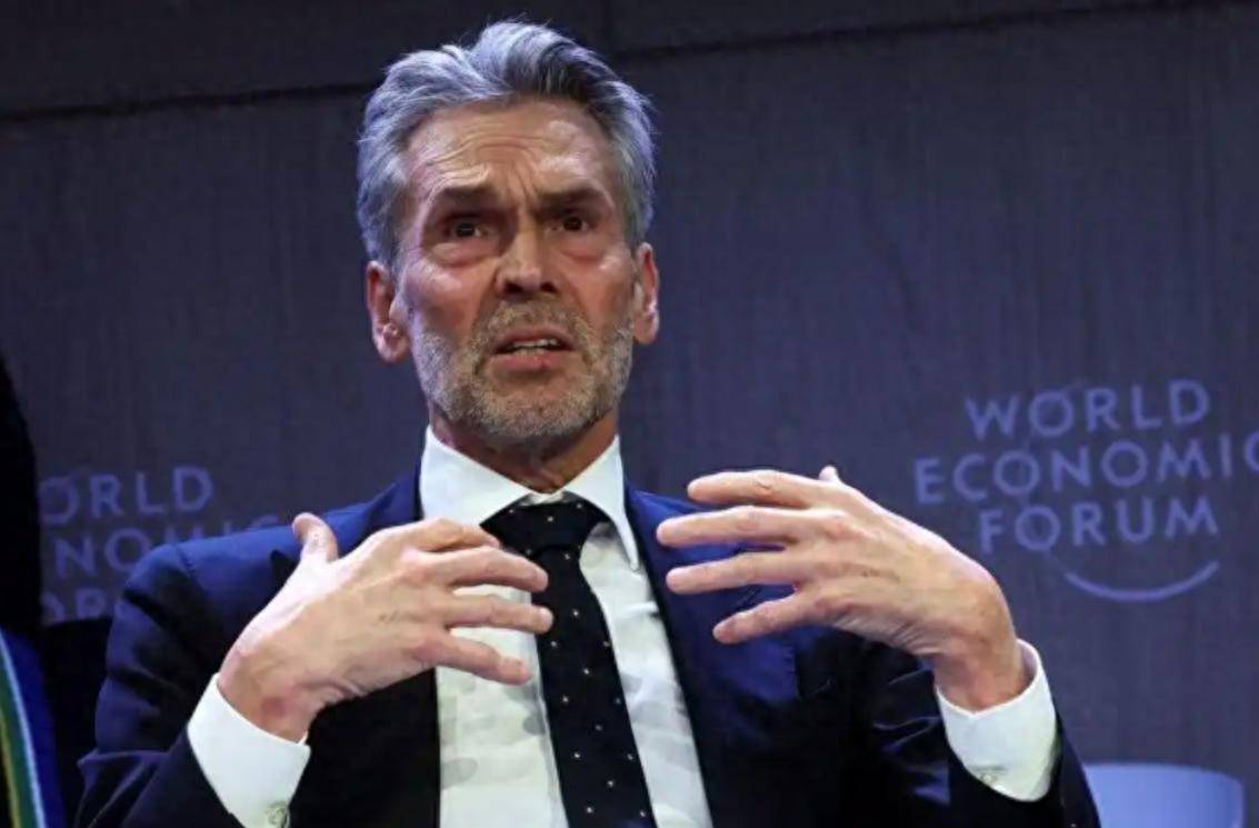 强行接管中企<strong></p>
<p>金安国纪股票</strong>，并更换中方CEO后，荷兰“不打自招”：纯属巧合，不是美国让干的