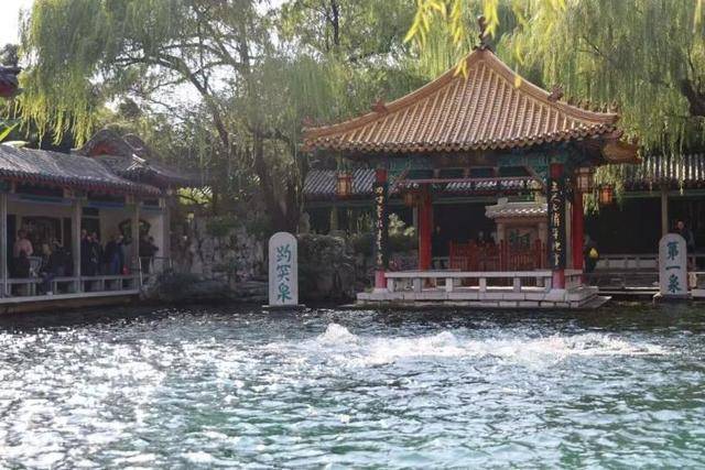 黑虎泉喷得“兽头”都不够用了！济南群泉竞涌<strong></p>
<p>金安国纪股票</strong>，几十年一见