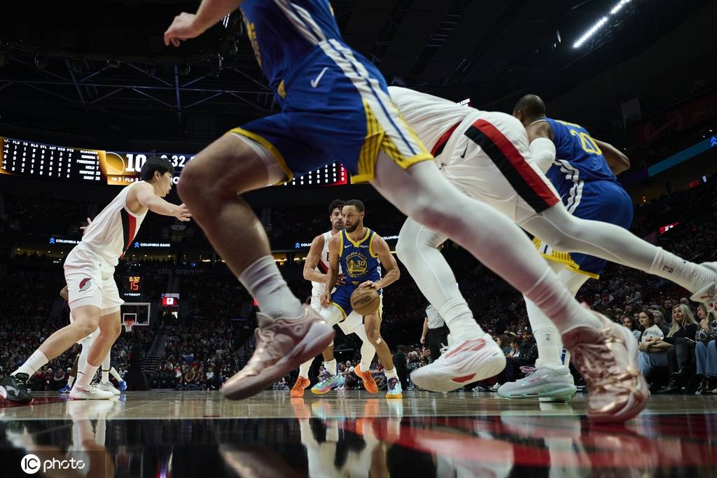 杨瀚森季前赛G3点飞霍福德 9分6板才是更常态化产量<strong></p>
<p>金安国纪股票</strong>？