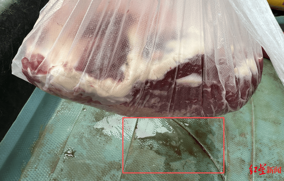 注水牛肉调查:屠宰场藏身农家院<strong></p>
<p>金安国纪股票</strong>,深夜切开牛胸注水数分钟,牛肉连夜送批发市场