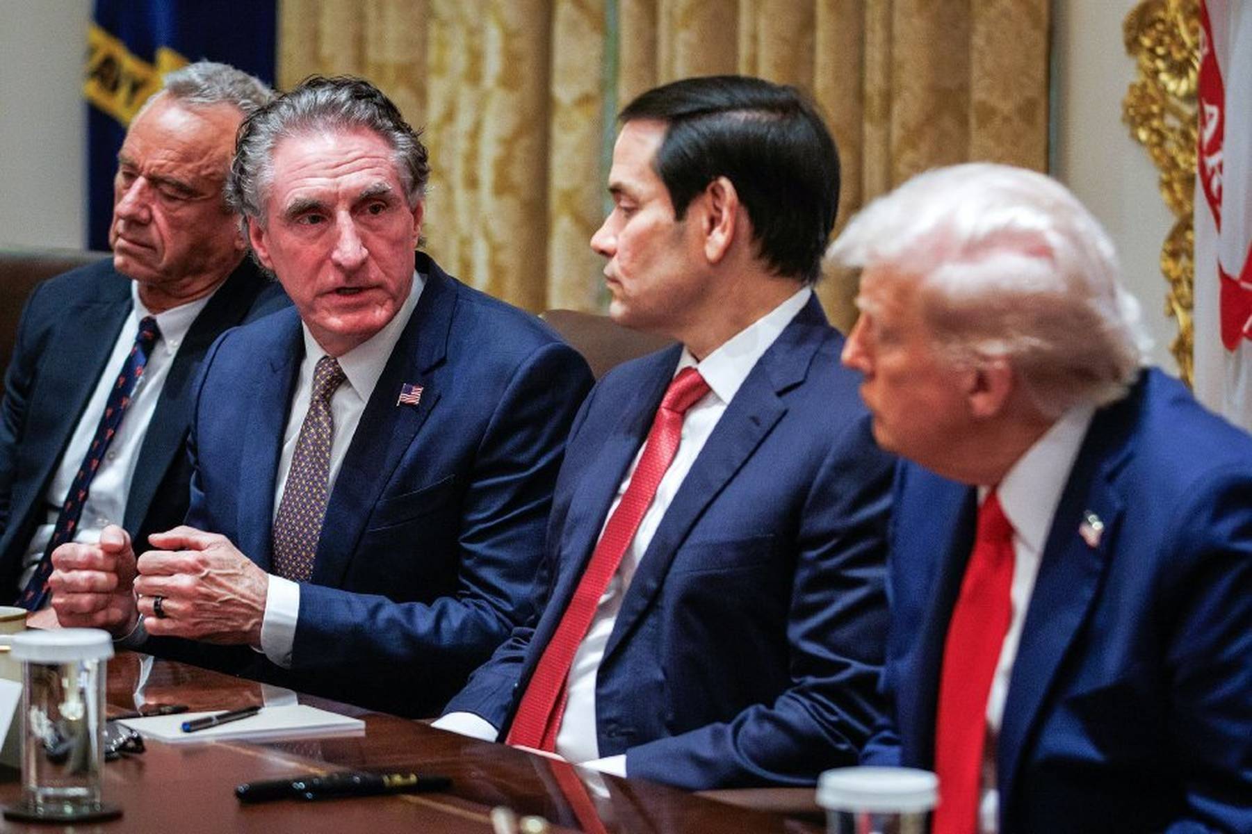 加沙那边停火了<strong></p>
<p>华友钴业股票</strong>，美中“决战”开始了