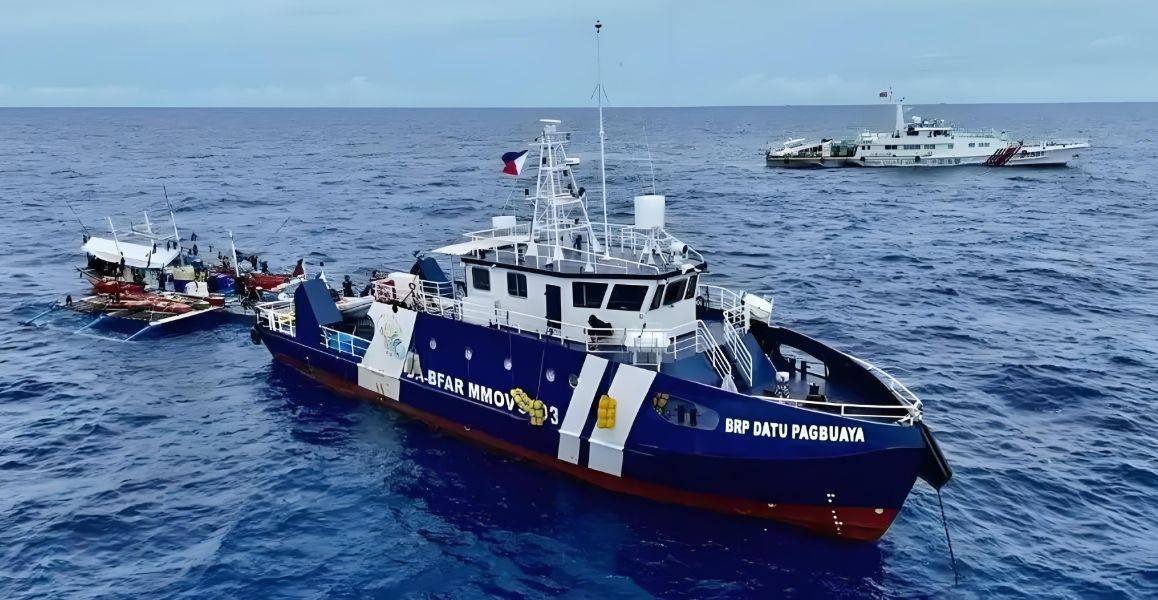 菲律宾护卫舰直奔南沙搞事<strong></p>
<p>华友钴业股票</strong>，却突然发现黄岩岛上出现了高脚屋