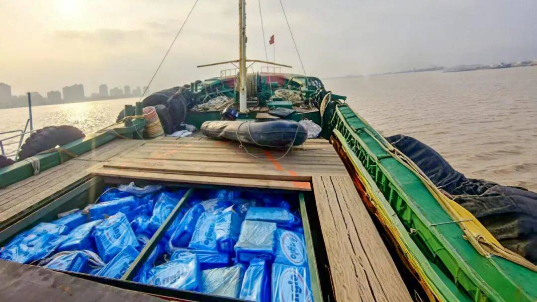 半年出海7次<strong></p>
<p>赛为智能股票</strong>,神秘渔船从未带回1条鱼,背后是一桩大案!